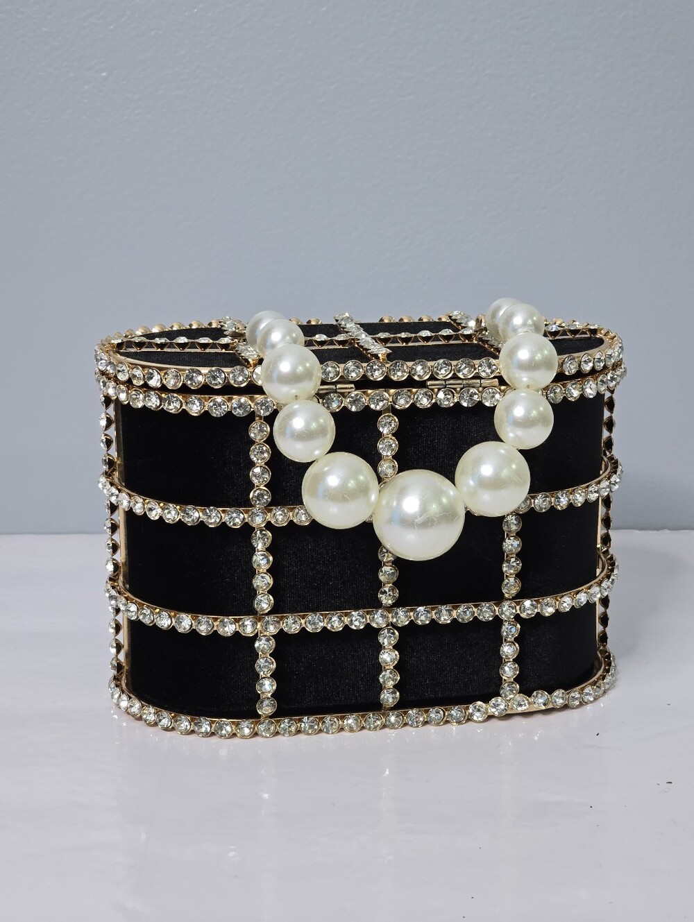 Elegant Black Pearl-Embellished Handbag - Picture 8 of 11